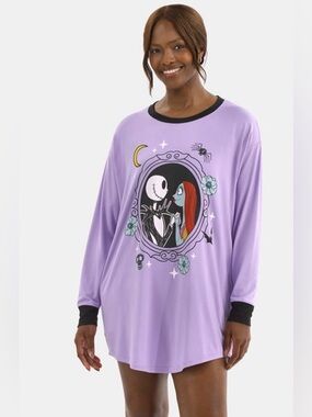 Disney Nightmare Before Christmas cute oversized Jack & Sally sleep shirt NWT XL